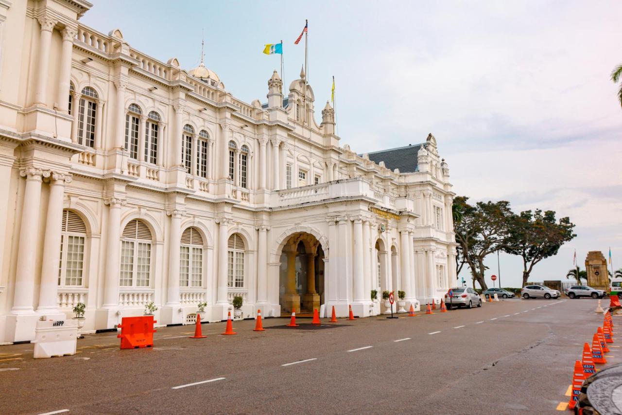 Bishop Hotel Джордж Таун Екстериор снимка